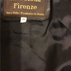 Leather jacket with removable hood size 46 Italian